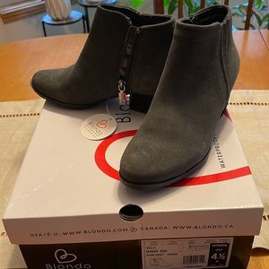 Blondo grey booties